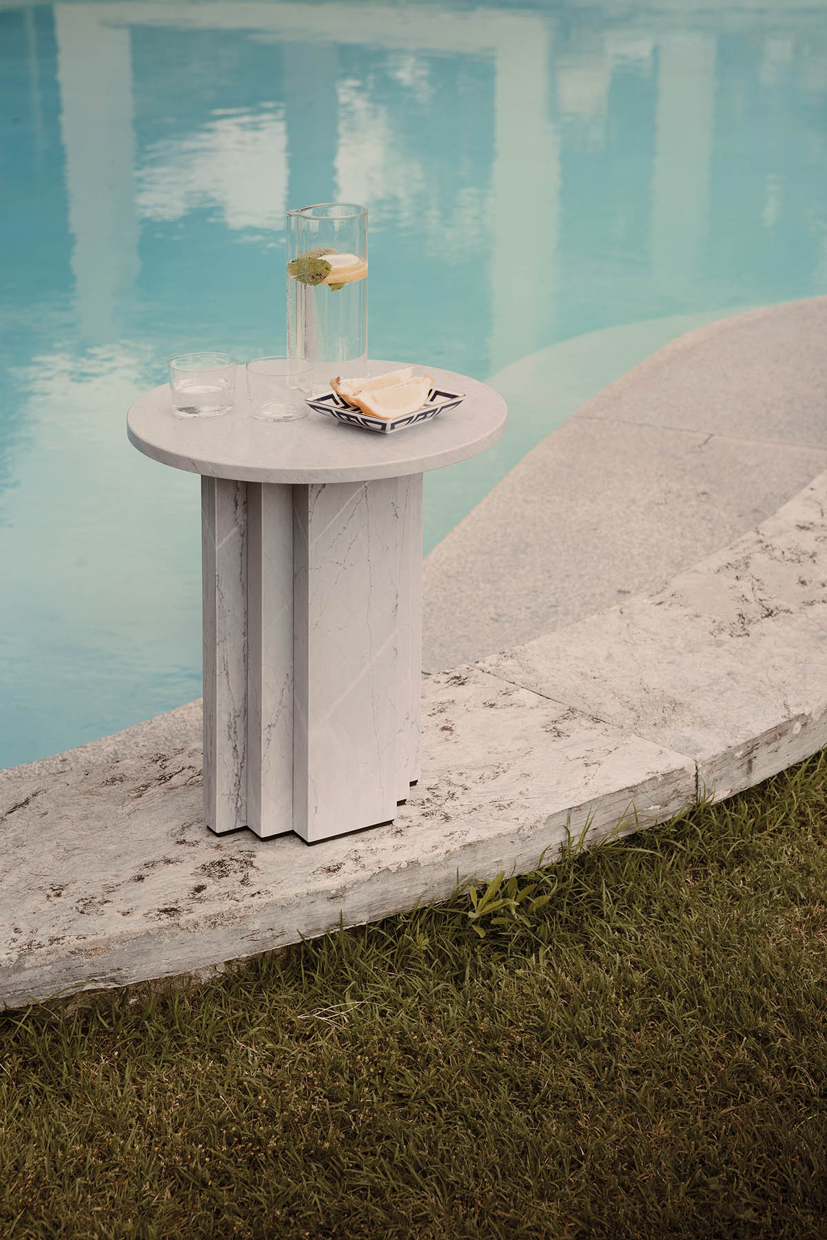 arflex – Small table design Bernhardt&Vella. | Arflex